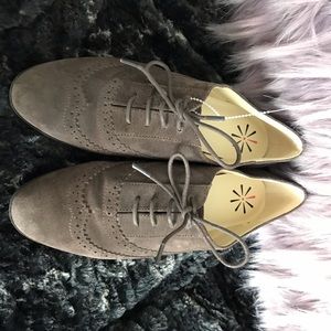 Isaac Mizrahi Fiona Suede Oxford Casual Shoes
